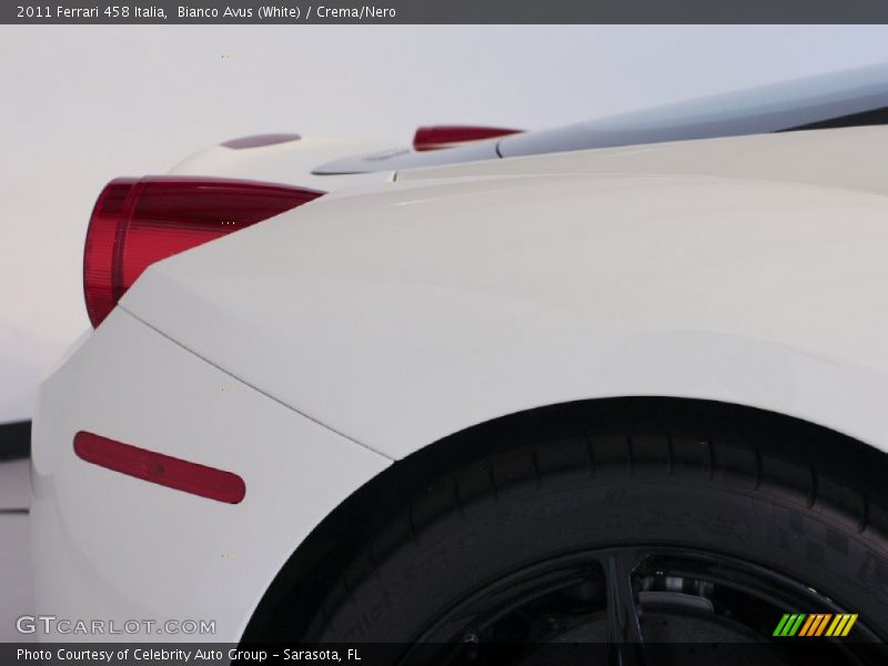 Bianco Avus (White) / Crema/Nero 2011 Ferrari 458 Italia
