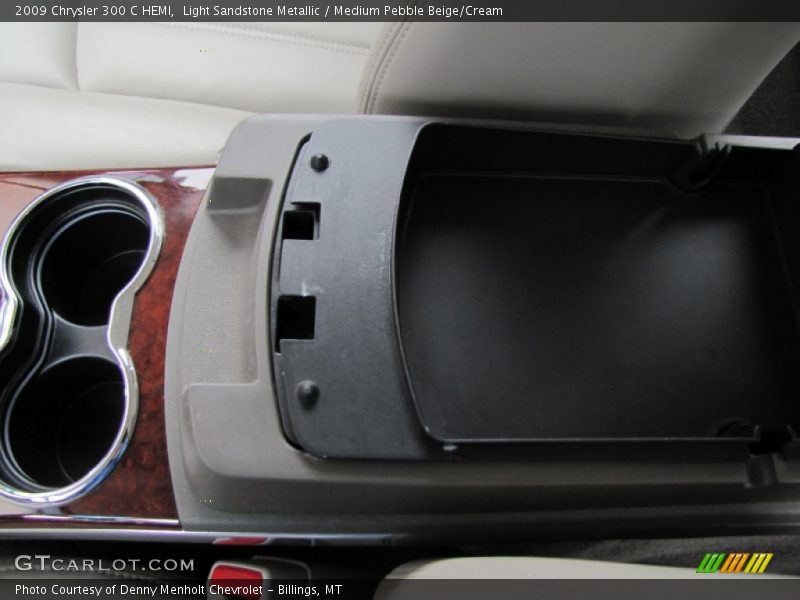 Light Sandstone Metallic / Medium Pebble Beige/Cream 2009 Chrysler 300 C HEMI