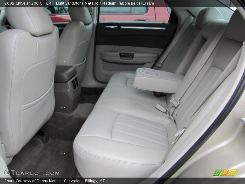 Light Sandstone Metallic / Medium Pebble Beige/Cream 2009 Chrysler 300 C HEMI