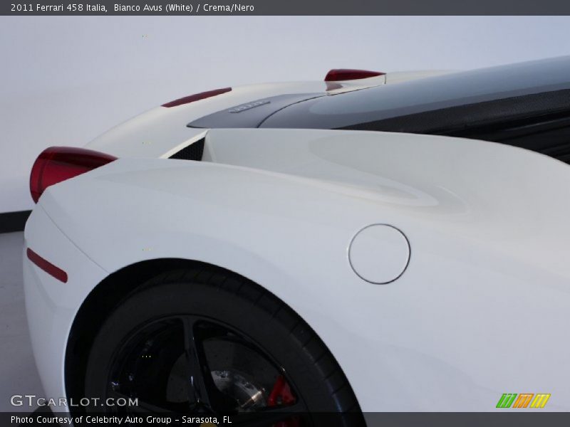 Bianco Avus (White) / Crema/Nero 2011 Ferrari 458 Italia