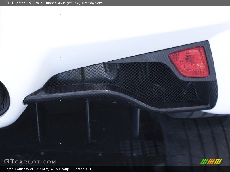 Bianco Avus (White) / Crema/Nero 2011 Ferrari 458 Italia