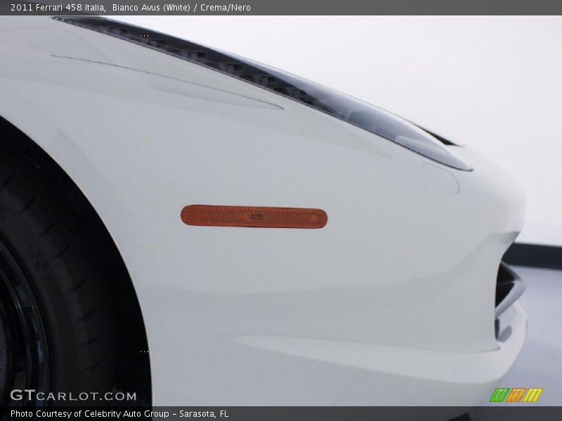 Bianco Avus (White) / Crema/Nero 2011 Ferrari 458 Italia