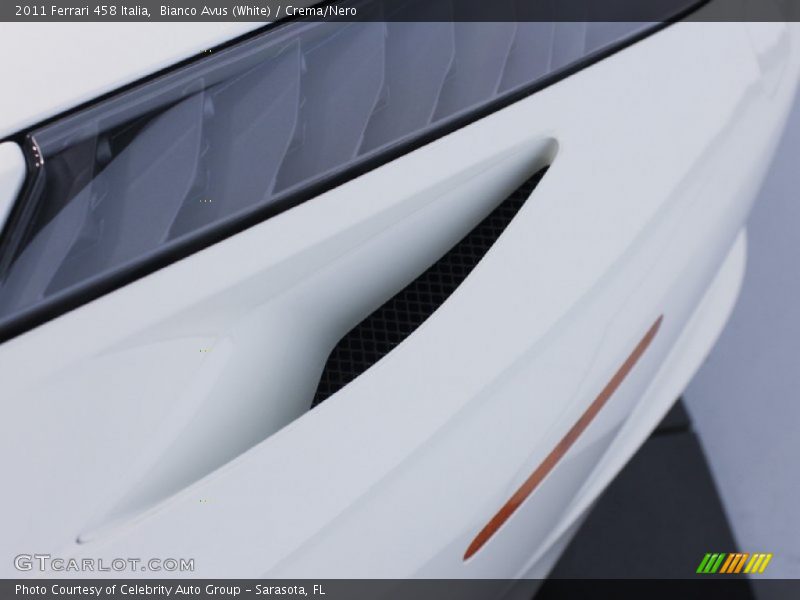 Bianco Avus (White) / Crema/Nero 2011 Ferrari 458 Italia