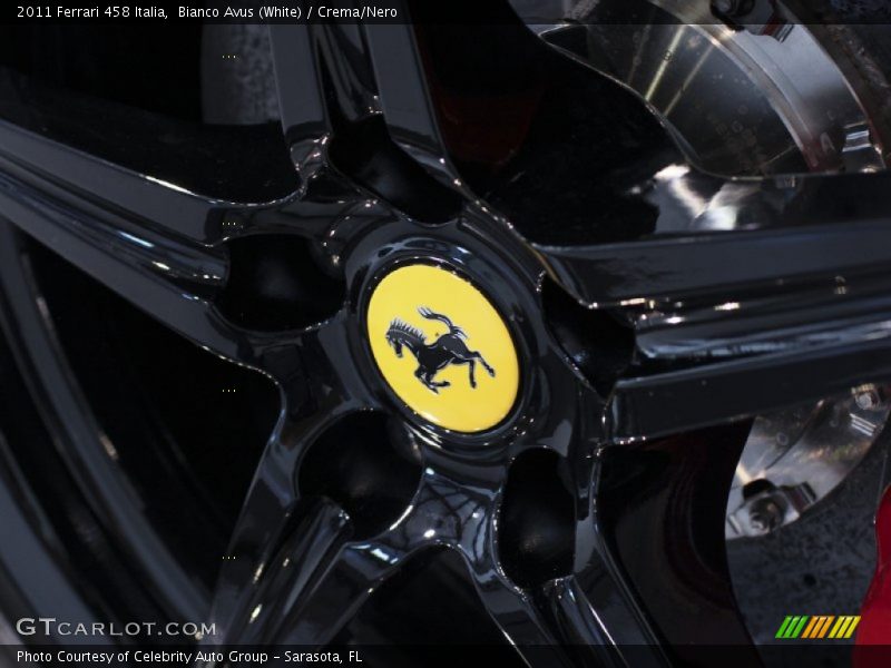 Bianco Avus (White) / Crema/Nero 2011 Ferrari 458 Italia