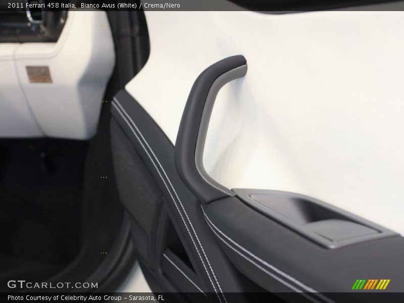 Bianco Avus (White) / Crema/Nero 2011 Ferrari 458 Italia