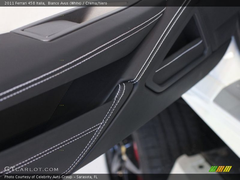 Bianco Avus (White) / Crema/Nero 2011 Ferrari 458 Italia