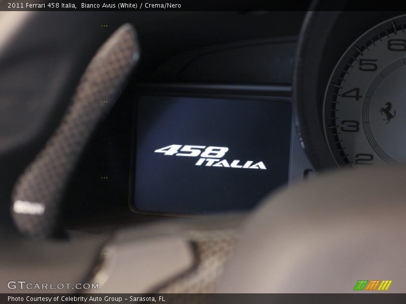 Bianco Avus (White) / Crema/Nero 2011 Ferrari 458 Italia