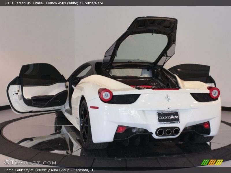 Bianco Avus (White) / Crema/Nero 2011 Ferrari 458 Italia