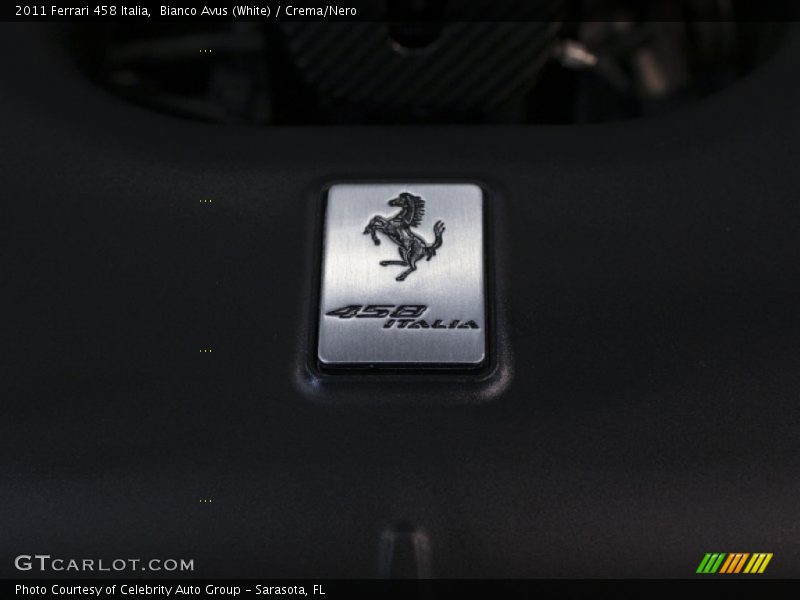 Bianco Avus (White) / Crema/Nero 2011 Ferrari 458 Italia