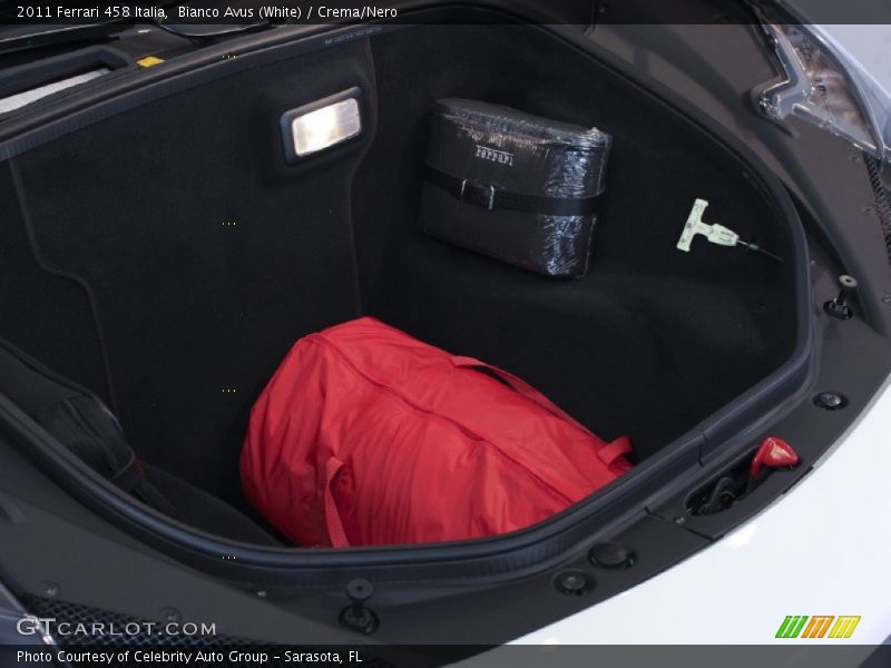  2011 458 Italia Trunk
