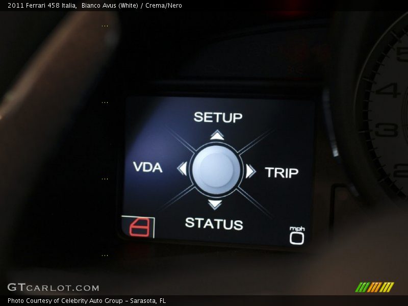 Bianco Avus (White) / Crema/Nero 2011 Ferrari 458 Italia