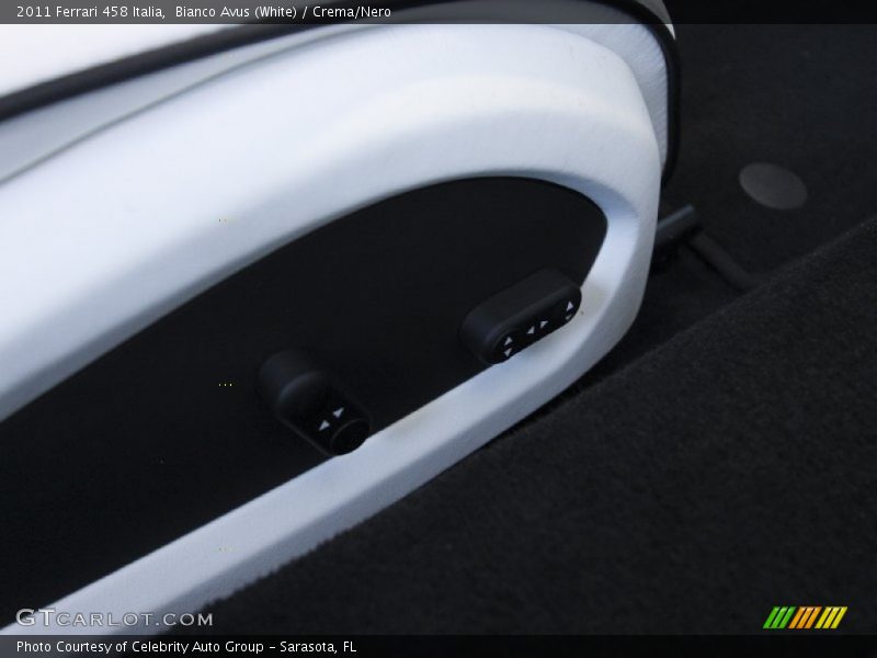 Bianco Avus (White) / Crema/Nero 2011 Ferrari 458 Italia