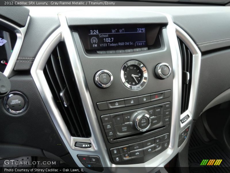 Controls of 2012 SRX Luxury