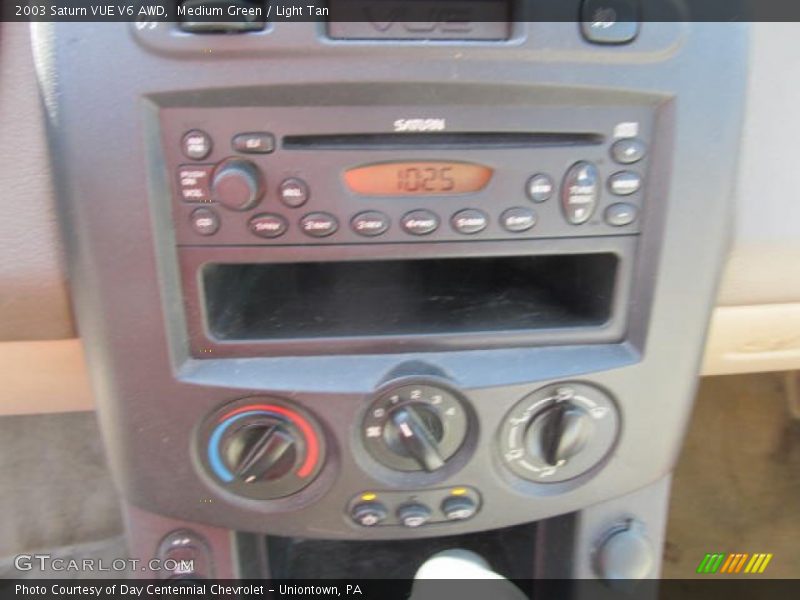 Medium Green / Light Tan 2003 Saturn VUE V6 AWD