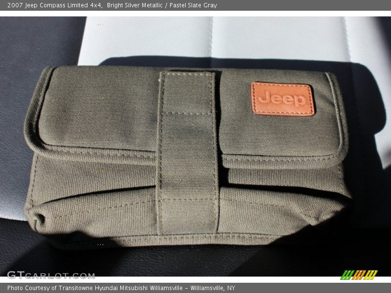 Bright Silver Metallic / Pastel Slate Gray 2007 Jeep Compass Limited 4x4