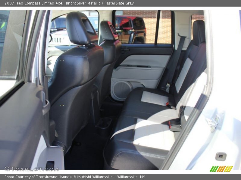 Bright Silver Metallic / Pastel Slate Gray 2007 Jeep Compass Limited 4x4