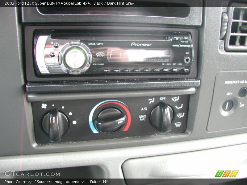Black / Dark Flint Grey 2003 Ford F250 Super Duty FX4 SuperCab 4x4