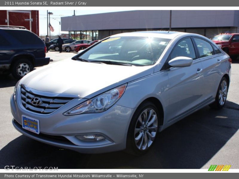 Radiant Silver / Gray 2011 Hyundai Sonata SE