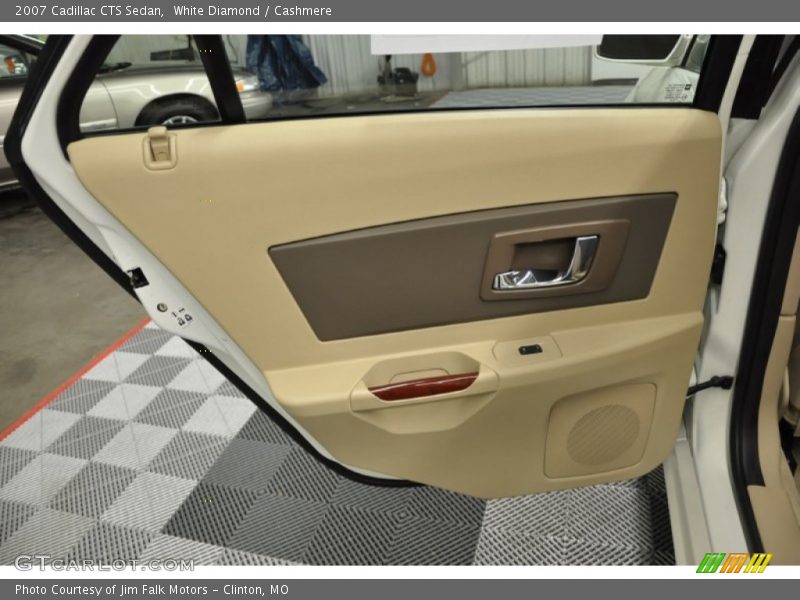 White Diamond / Cashmere 2007 Cadillac CTS Sedan
