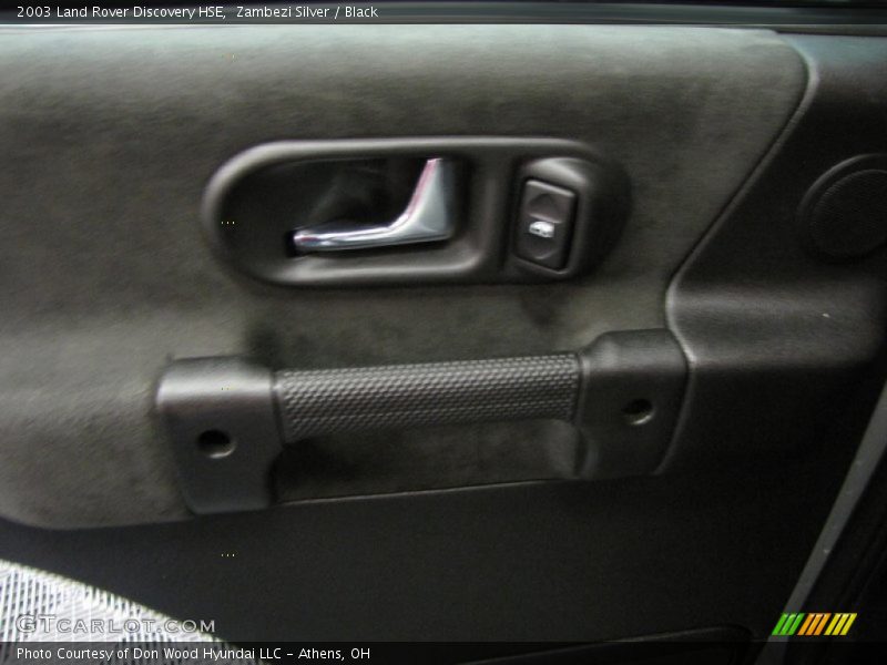 Zambezi Silver / Black 2003 Land Rover Discovery HSE
