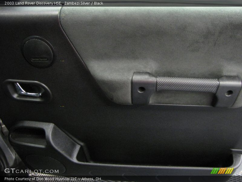 Zambezi Silver / Black 2003 Land Rover Discovery HSE