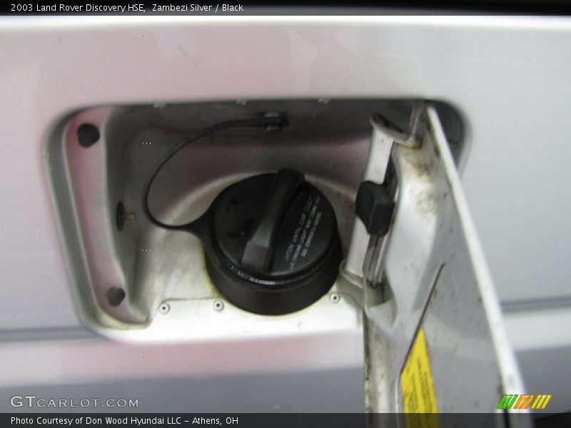 Zambezi Silver / Black 2003 Land Rover Discovery HSE
