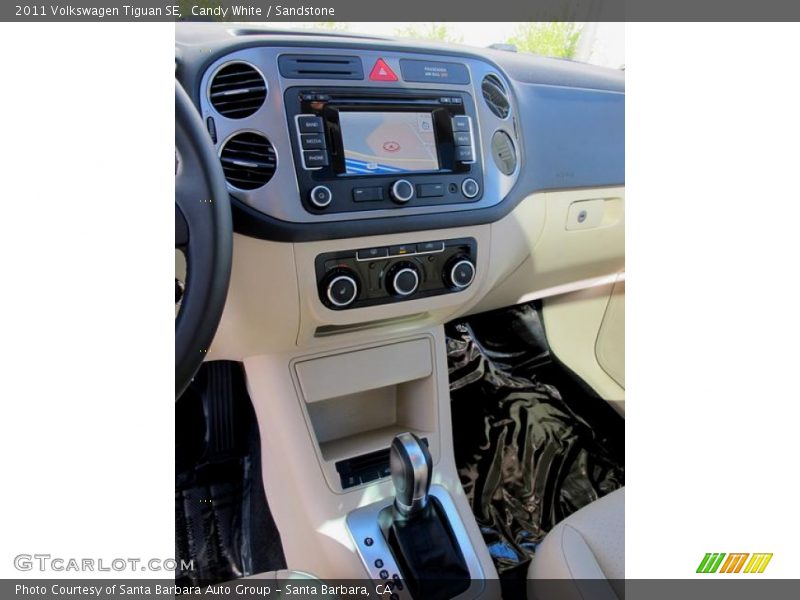 Candy White / Sandstone 2011 Volkswagen Tiguan SE