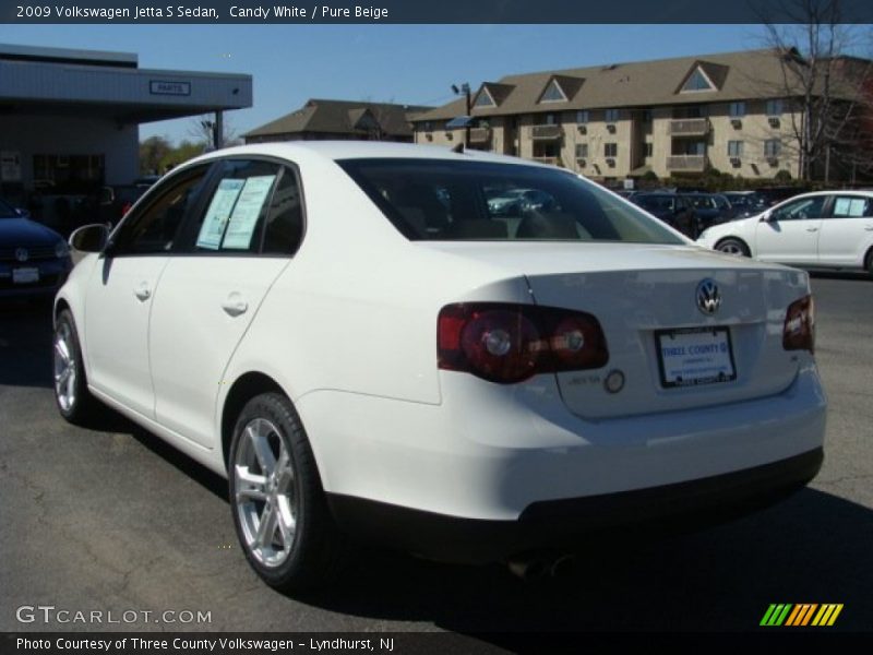 Candy White / Pure Beige 2009 Volkswagen Jetta S Sedan