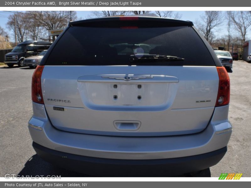 Bright Silver Metallic / Deep Jade/Light Taupe 2004 Chrysler Pacifica AWD
