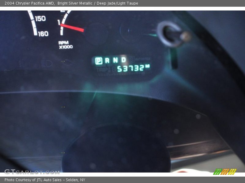 Bright Silver Metallic / Deep Jade/Light Taupe 2004 Chrysler Pacifica AWD