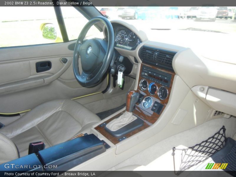 Dashboard of 2002 Z3 2.5i Roadster