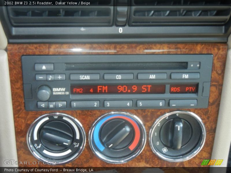 Controls of 2002 Z3 2.5i Roadster