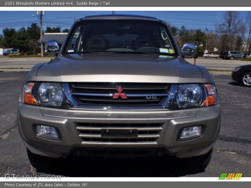 Sudan Beige / Tan 2001 Mitsubishi Montero Limited 4x4