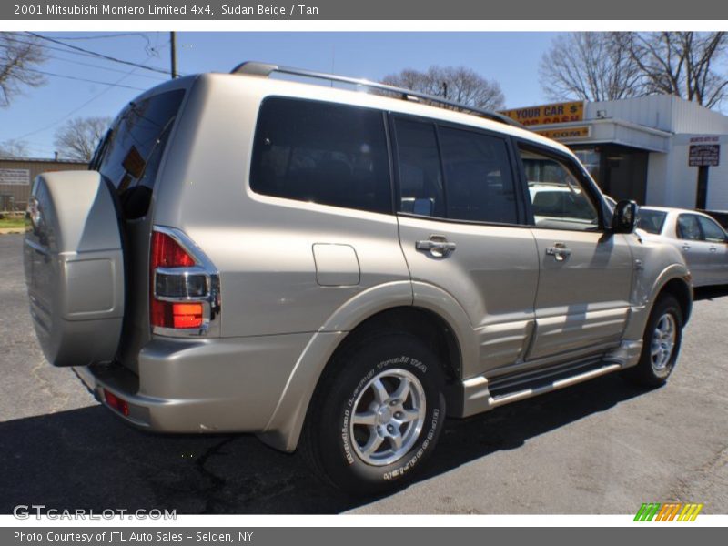 Sudan Beige / Tan 2001 Mitsubishi Montero Limited 4x4