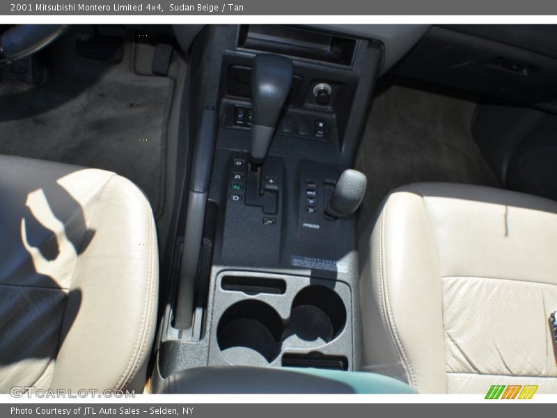 Sudan Beige / Tan 2001 Mitsubishi Montero Limited 4x4