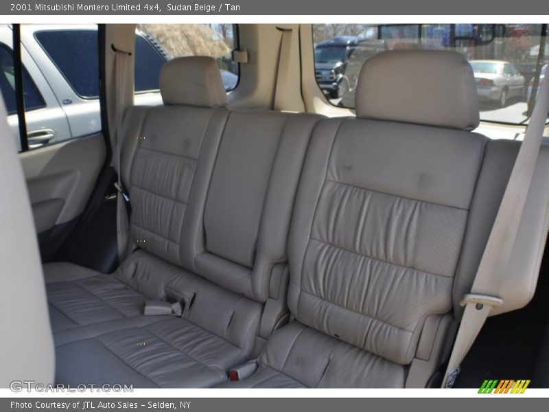 Sudan Beige / Tan 2001 Mitsubishi Montero Limited 4x4