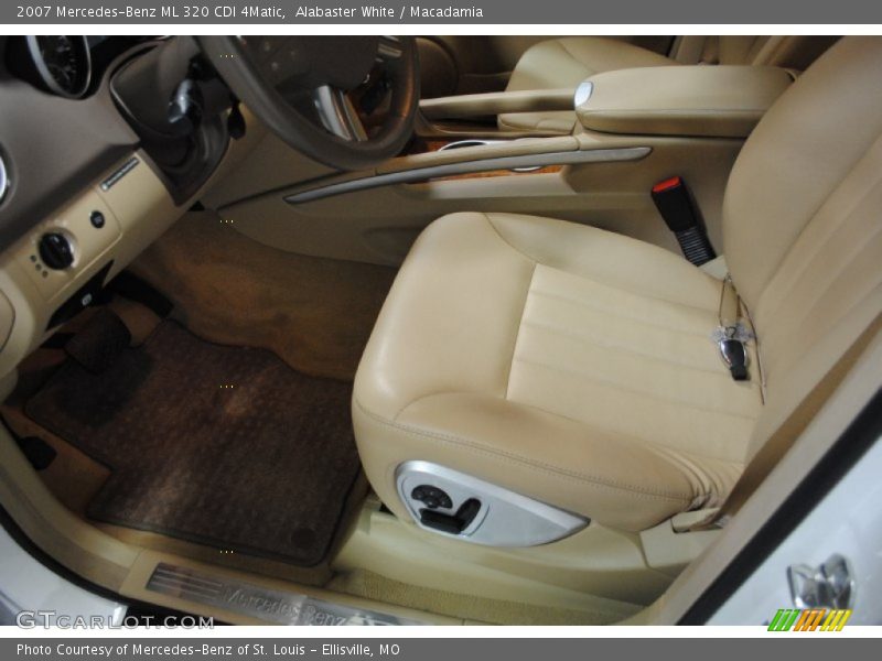 Alabaster White / Macadamia 2007 Mercedes-Benz ML 320 CDI 4Matic