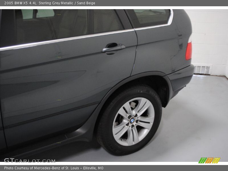 Sterling Grey Metallic / Sand Beige 2005 BMW X5 4.4i