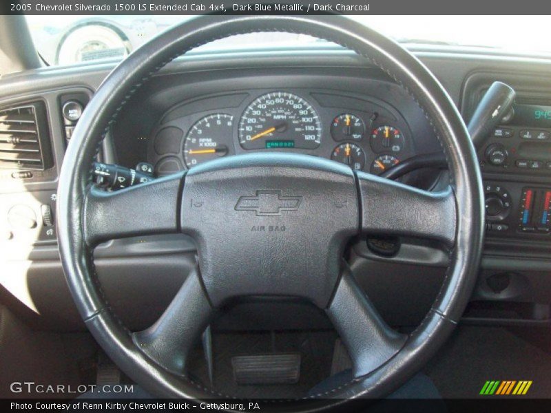 Dark Blue Metallic / Dark Charcoal 2005 Chevrolet Silverado 1500 LS Extended Cab 4x4