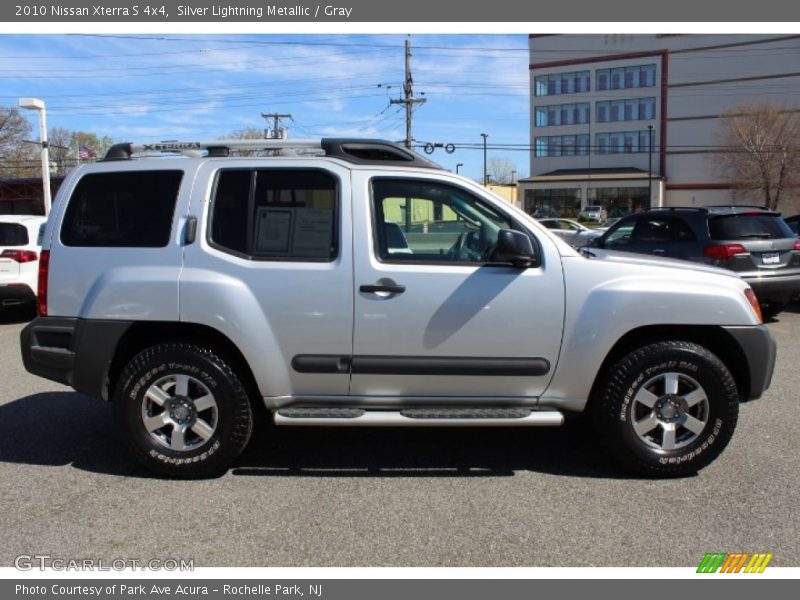 Silver Lightning Metallic / Gray 2010 Nissan Xterra S 4x4
