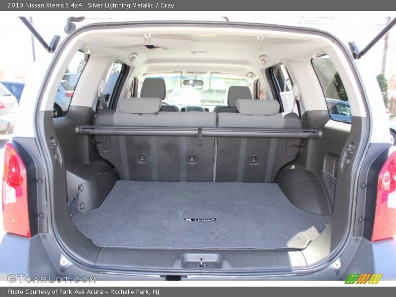 Silver Lightning Metallic / Gray 2010 Nissan Xterra S 4x4
