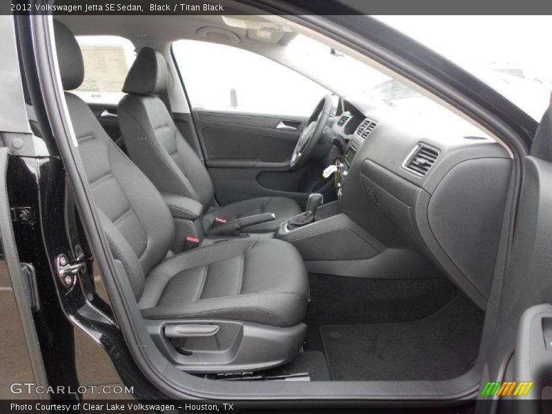 Black / Titan Black 2012 Volkswagen Jetta SE Sedan