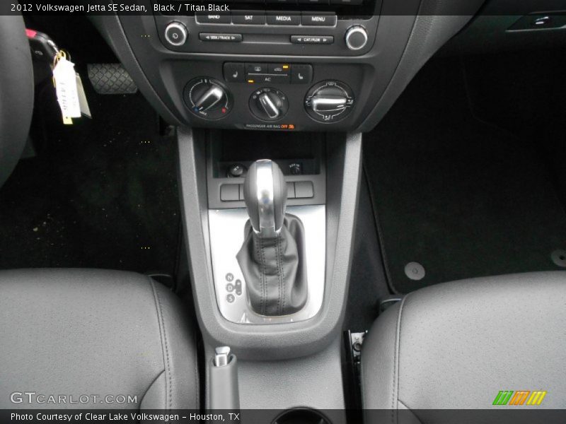 Black / Titan Black 2012 Volkswagen Jetta SE Sedan