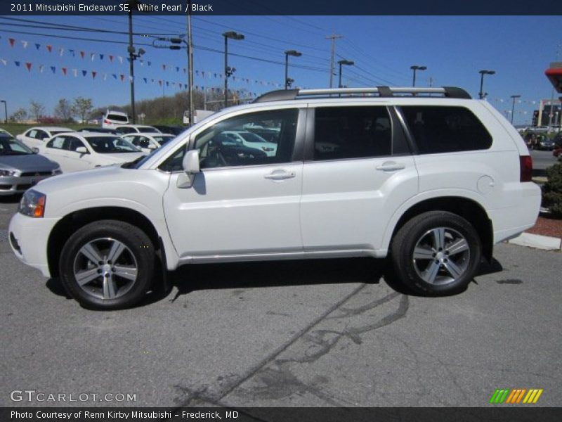  2011 Endeavor SE White Pearl