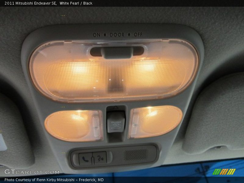 White Pearl / Black 2011 Mitsubishi Endeavor SE