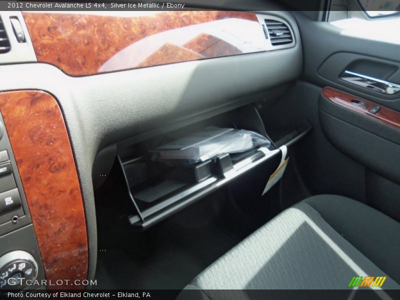 Silver Ice Metallic / Ebony 2012 Chevrolet Avalanche LS 4x4