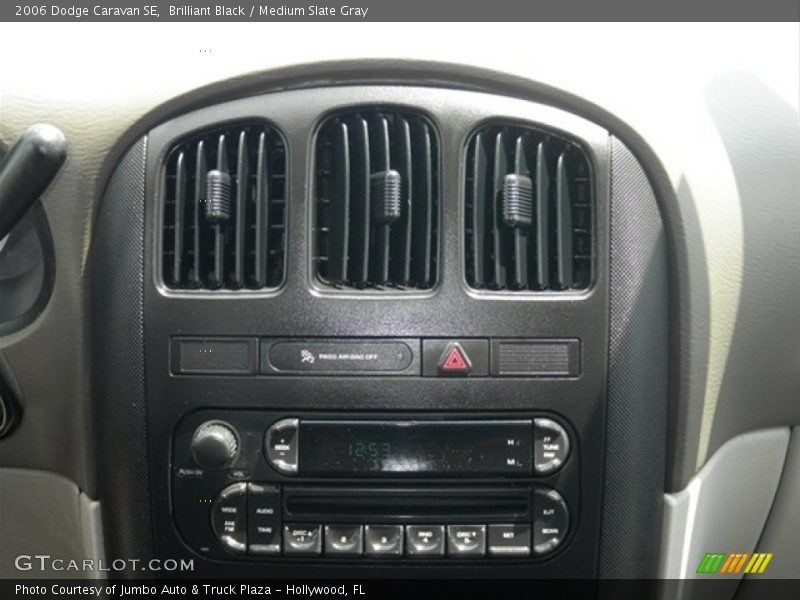 Brilliant Black / Medium Slate Gray 2006 Dodge Caravan SE