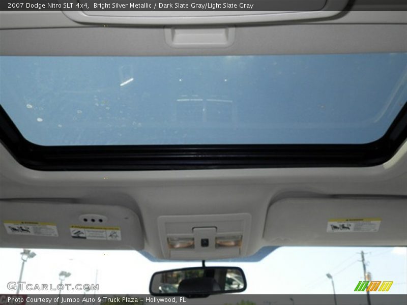 Bright Silver Metallic / Dark Slate Gray/Light Slate Gray 2007 Dodge Nitro SLT 4x4