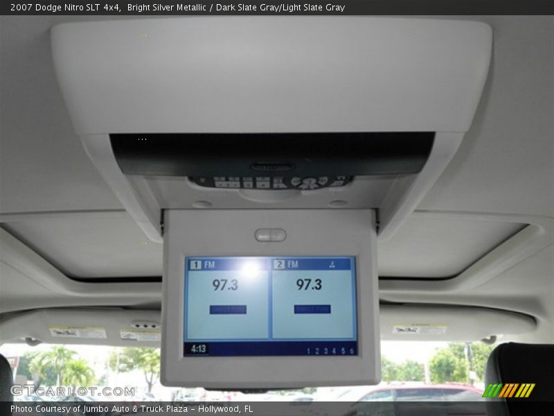 Bright Silver Metallic / Dark Slate Gray/Light Slate Gray 2007 Dodge Nitro SLT 4x4