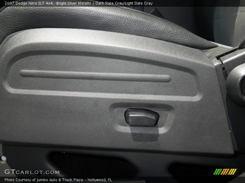 Bright Silver Metallic / Dark Slate Gray/Light Slate Gray 2007 Dodge Nitro SLT 4x4